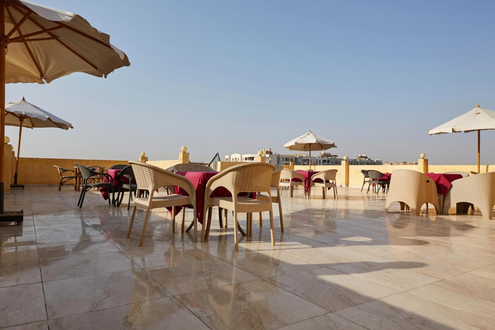 Grand Pyramid View Hotel Kafrat al Jabal Екстер'єр фото
