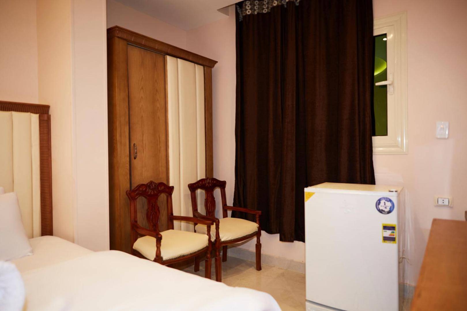 Grand Pyramid View Hotel Kafrat al Jabal Екстер'єр фото