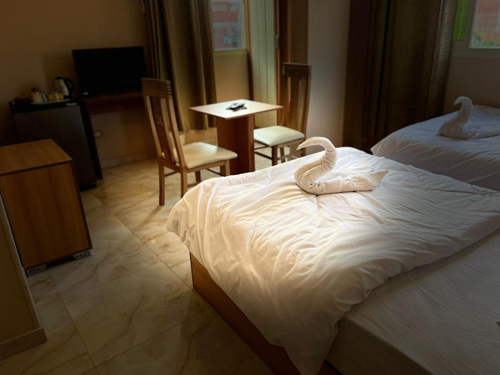 Grand Pyramid View Hotel Kafrat al Jabal Екстер'єр фото