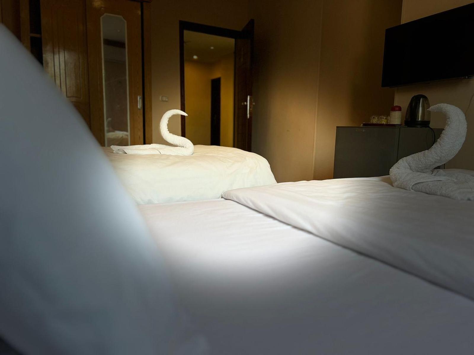 Grand Pyramid View Hotel Kafrat al Jabal Екстер'єр фото
