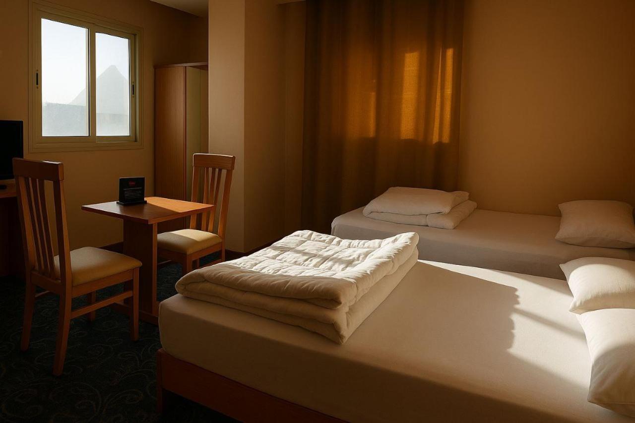 Grand Pyramid View Hotel Kafrat al Jabal Екстер'єр фото