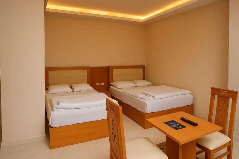 Grand Pyramid View Hotel Kafrat al Jabal Екстер'єр фото